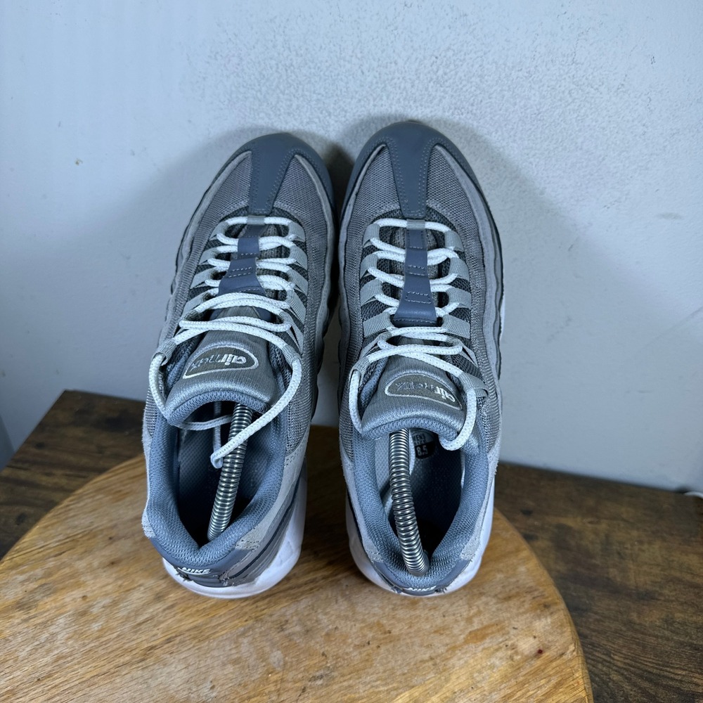Nike Air Max 95 Medium Gray DC9844-001 Running Shoes Mens Size 8.5 - Picture 3 of 9
